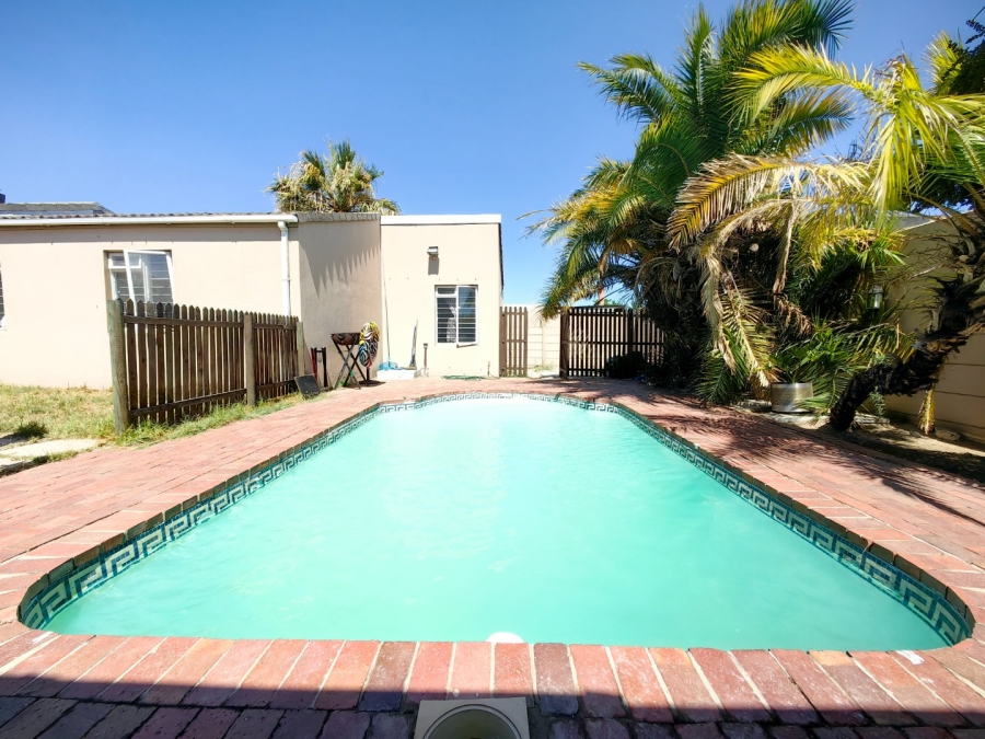 4 Bedroom Property for Sale in Richwood Western Cape